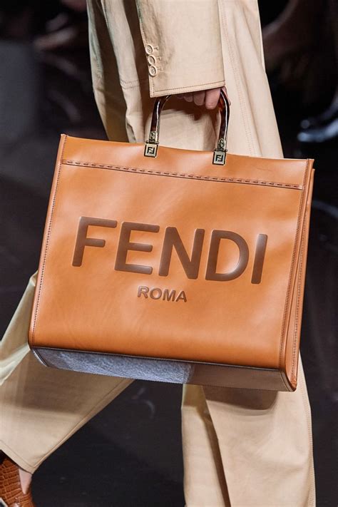 borse di studio dior fendi|fendi italy.